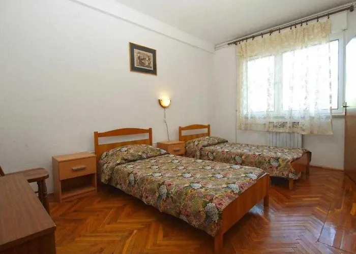 Jaksa Marija A2 By Interhome Póla